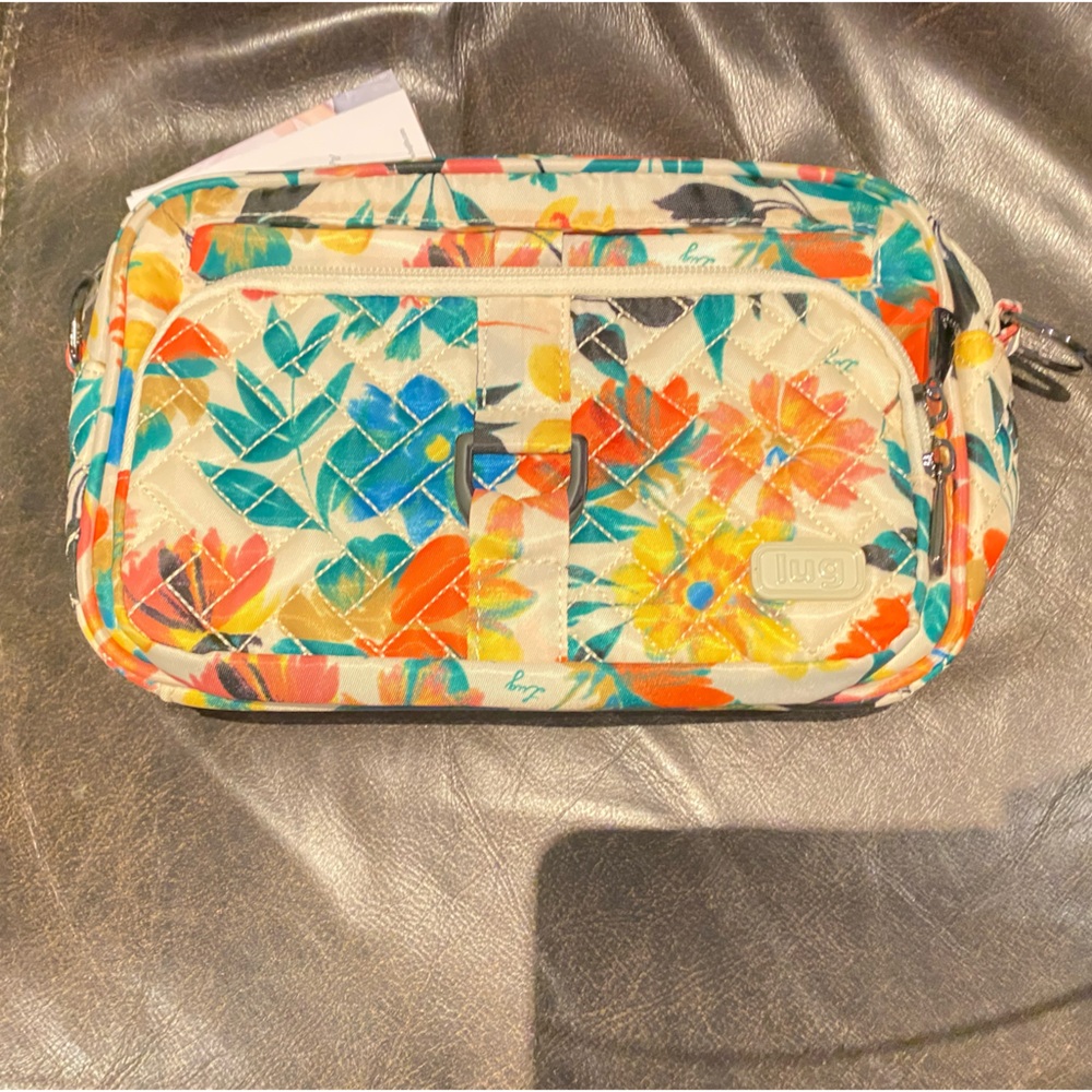 SOLD- NWT: LUG CAROUSEL - BLOOM SAND “RARE”
